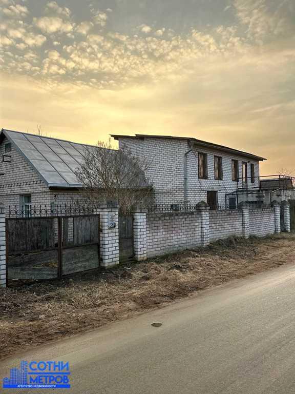 Дом в а.г. Мачулищи 
 - Всего 10 км от МинскаАвтобусы, маршрутки регул